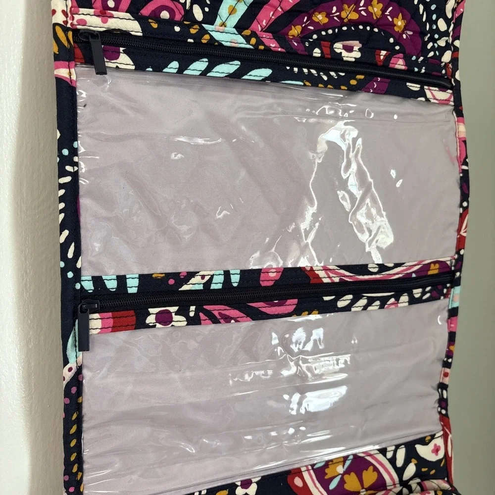 Vera Bradley Painted Paisley‎ Hanging Organizer Travel Toiletry Cosmetic Bag